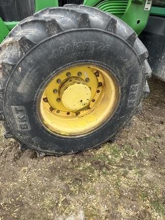 Image of John Deere 7330 Image 1