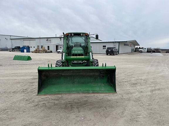 Image of John Deere 7330 equipment image 4