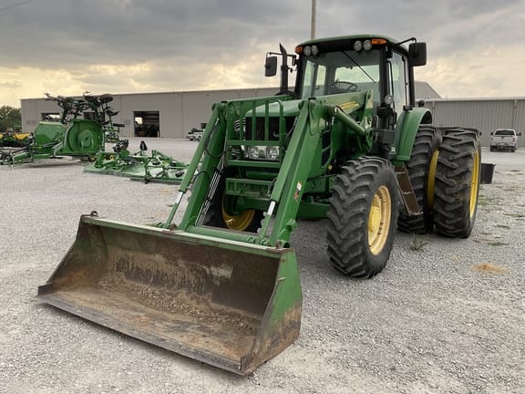 2010 John Deere 7330 Equipment Image0
