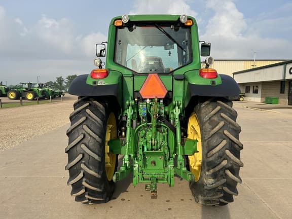 Image of John Deere 7430 Premium equipment image 3