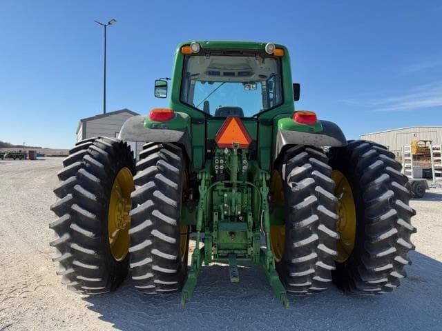 Image of John Deere 7430 Premium equipment image 3