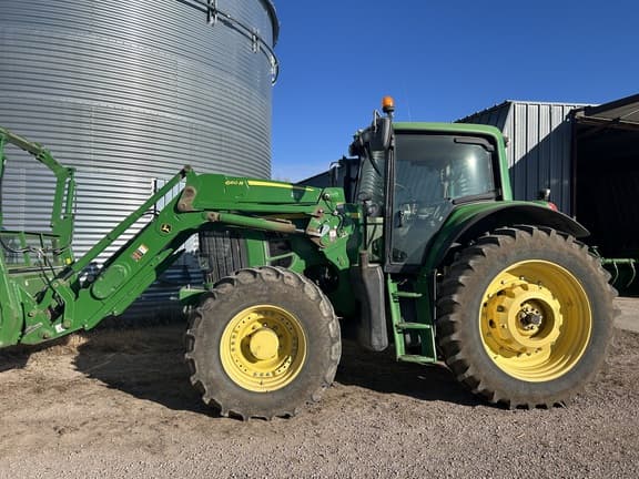 Image of John Deere 7530 Premium equipment image 1