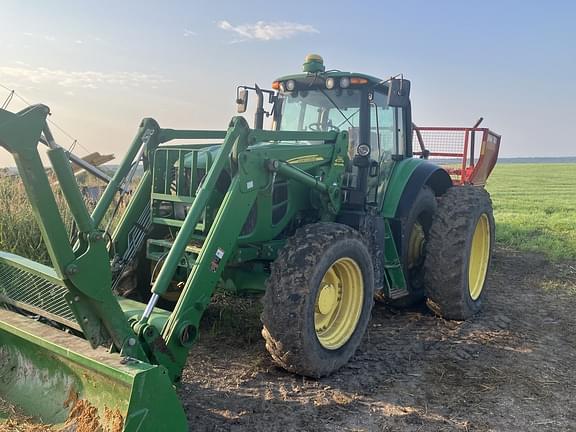 Image of John Deere 7530 Premium equipment image 2