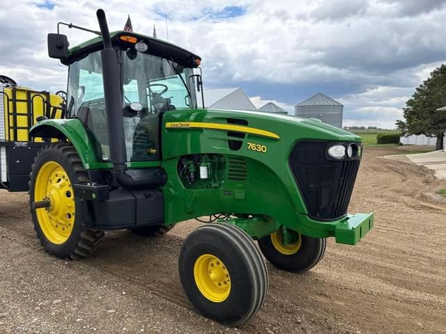 Image of John Deere 7630 equipment image 2