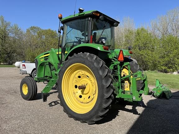 Image of John Deere 7630 equipment image 2