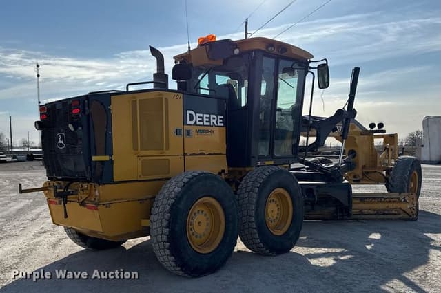 Image of John Deere 770G equipment image 4