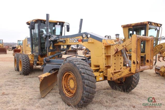 Image of John Deere 772GP equipment image 1