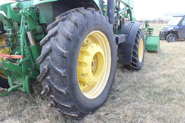 Image of John Deere 7730 equipment image 4