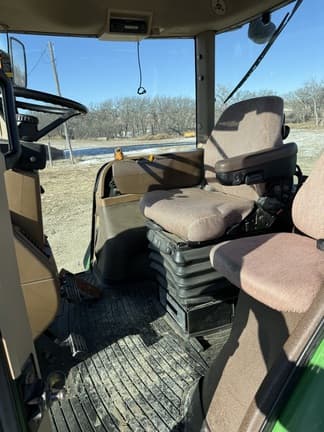 Image of John Deere 7730 equipment image 2