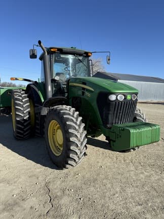 Image of John Deere 7730 equipment image 1