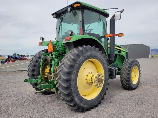 Image of John Deere 7730 equipment image 2