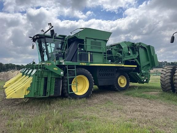 Image of John Deere 7760 equipment image 2