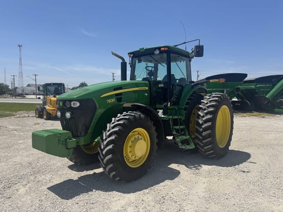 2010 John Deere 7830 Equipment Image0