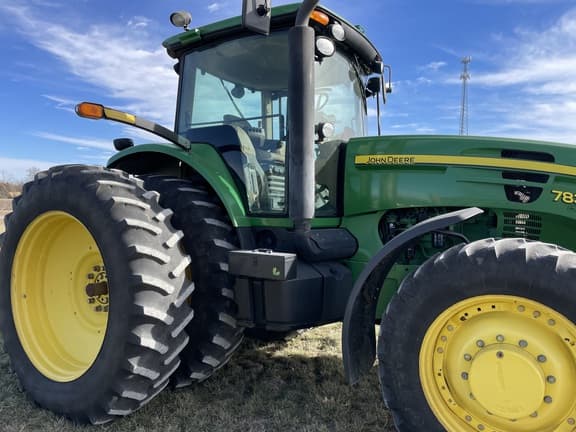 Image of John Deere 7830 equipment image 1
