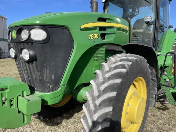 Image of John Deere 7830 equipment image 2
