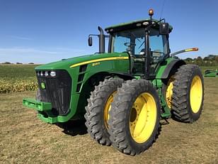 Main image John Deere 8225R