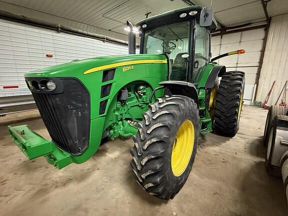 Image of John Deere 8225R Primary image