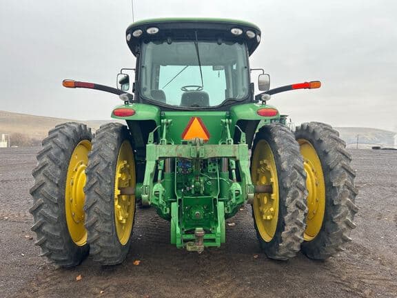 Image of John Deere 8225R equipment image 3