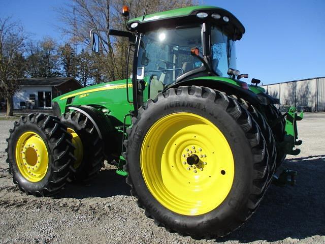 Image of John Deere 8225R equipment image 4