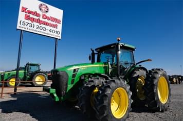 Main image John Deere 8225R
