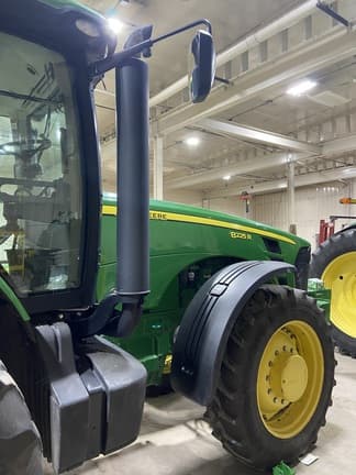 Image of John Deere 8225R equipment image 3