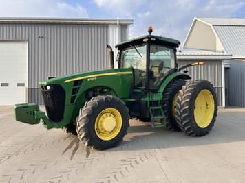 Main image John Deere 8245R