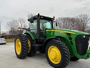 2010 John Deere 8245R Image