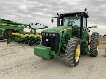 Main image John Deere 8245R