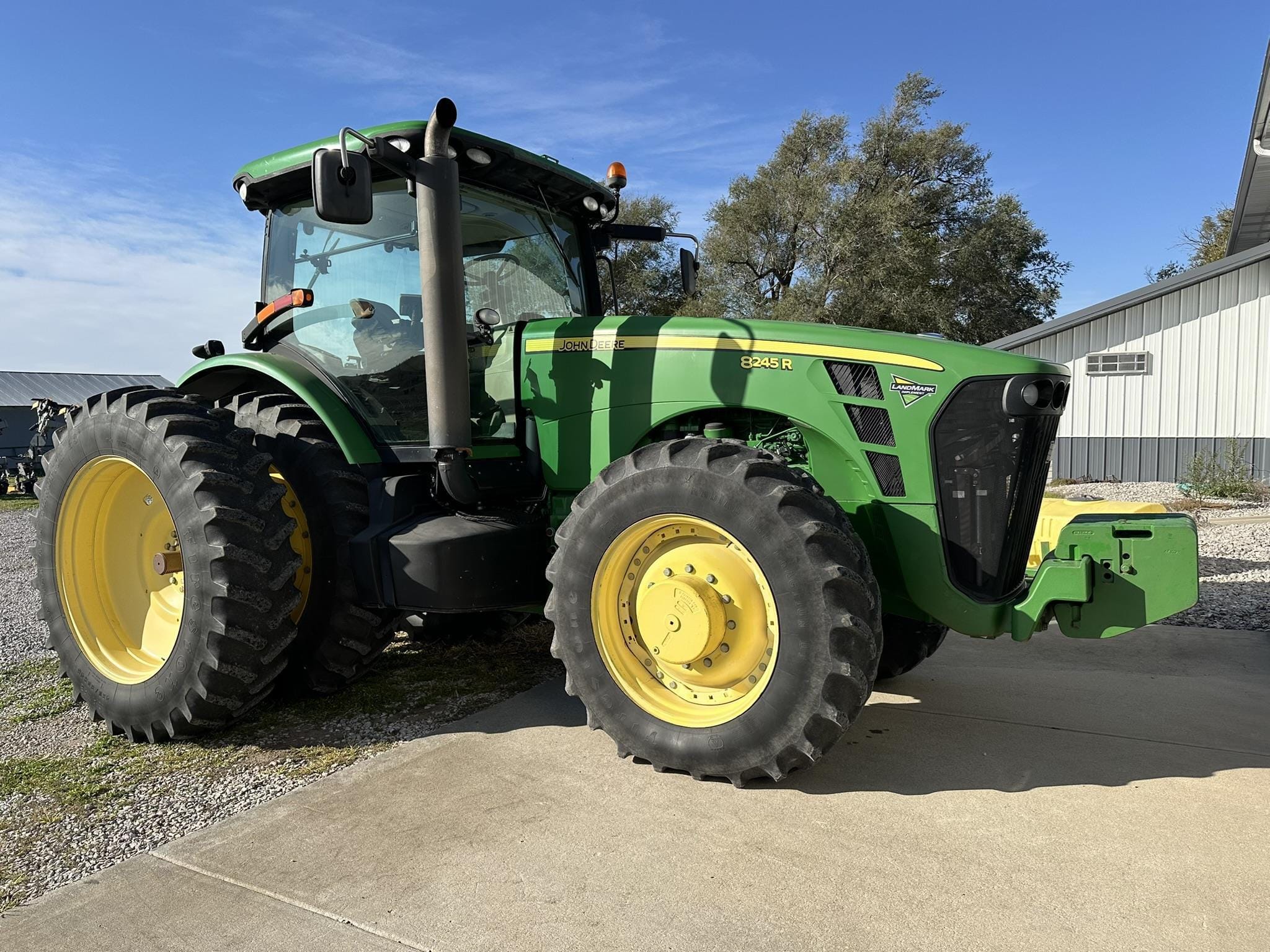 2010 John Deere 8245R Equipment Image0