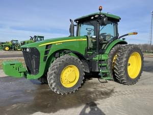 2010 John Deere 8245R Image