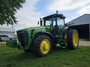 2010 John Deere 8245R Image