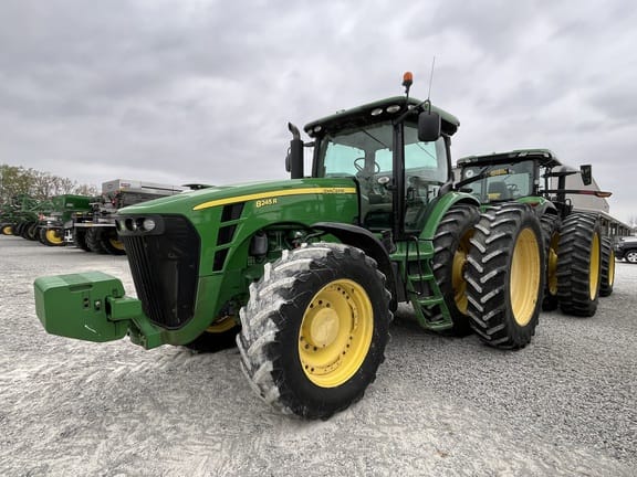 Main image John Deere 8245R