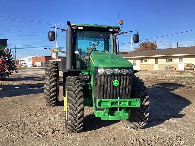 Image of John Deere 8245R equipment image 4