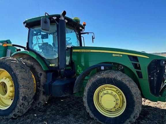 Image of John Deere 8245R equipment image 1