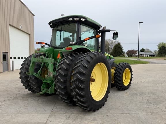 Image of John Deere 8245R equipment image 2