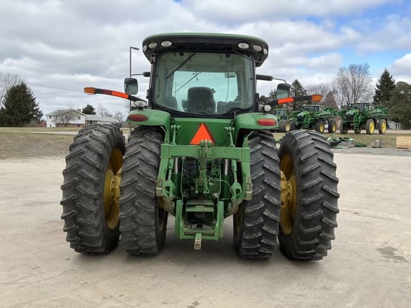 Image of John Deere 8245R equipment image 2