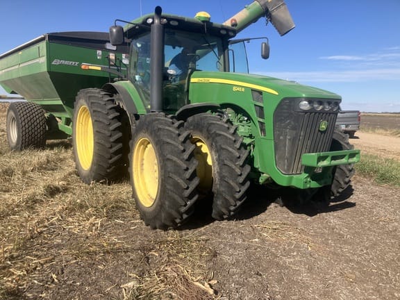 2010 John Deere 8245R Equipment Image0
