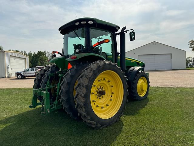 Image of John Deere 8245R equipment image 2