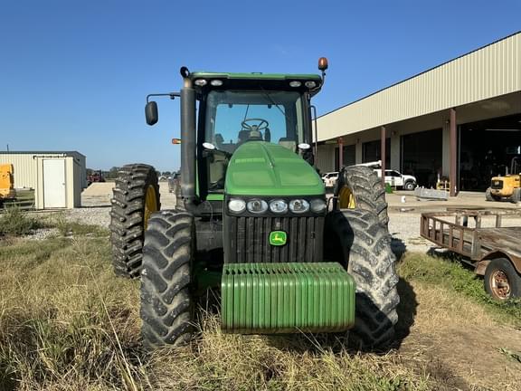 Image of John Deere 8270R equipment image 1