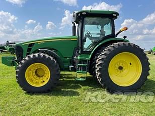 Main image John Deere 8270R 4