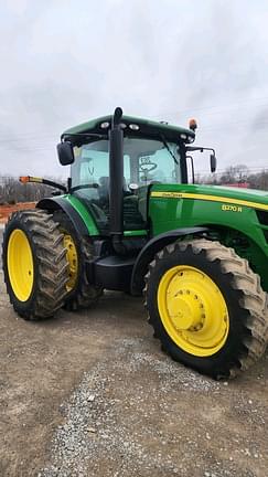 2010 John Deere 8270R Equipment Image0