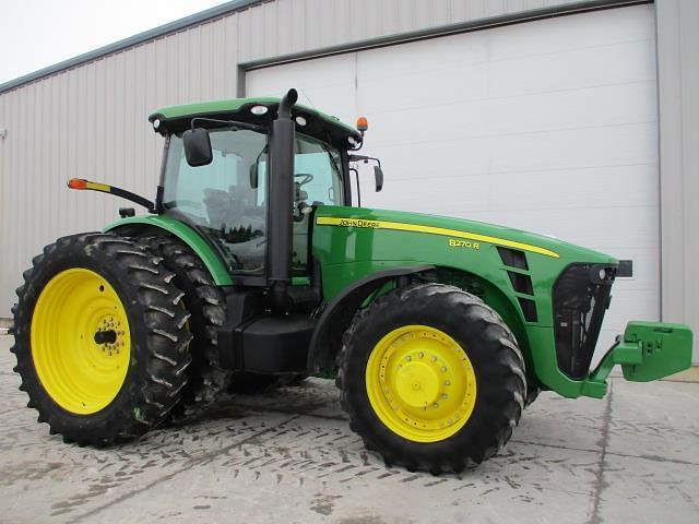 Image of John Deere 8270R equipment image 1