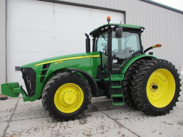 Main image John Deere 8270R