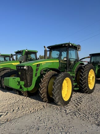 Main image John Deere 8270R
