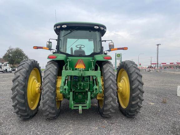Image of John Deere 8270R equipment image 3