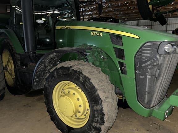 Image of John Deere 8270R equipment image 1