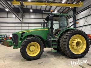 2010 John Deere 8270R Image