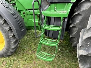 Main image John Deere 8270R 31