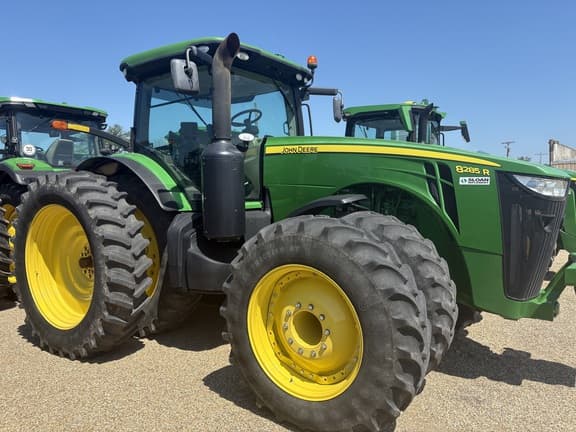 Image of John Deere 8285R equipment image 3