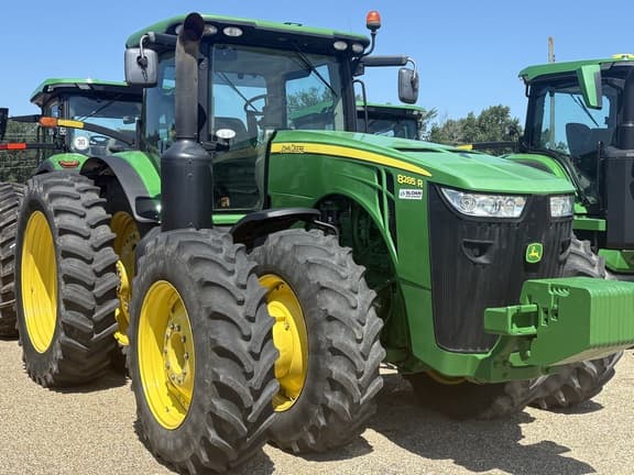 Image of John Deere 8285R equipment image 2
